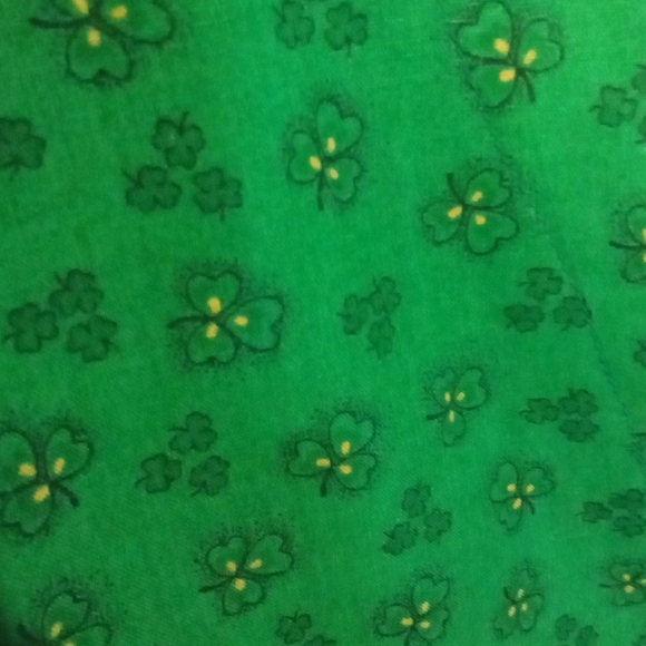 Green Button-Up Scrub - Picture 5 of 5